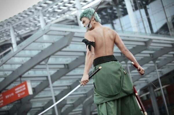 史密斯30+17哈达迪25+13 阿联缺阵四川大胜广东：必威体育官网